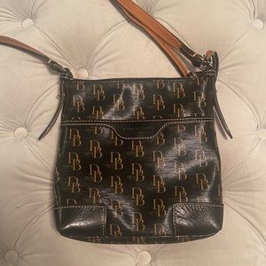 Dooney & Bourke leather crossbody handbag